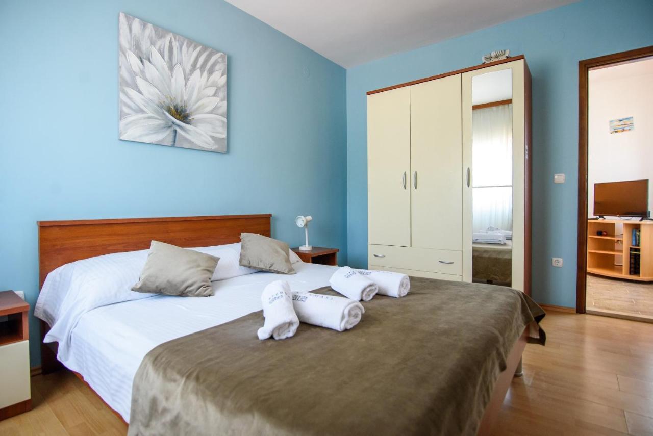 Stermasi Apartments ซาปลูนารา ภายนอก รูปภาพ