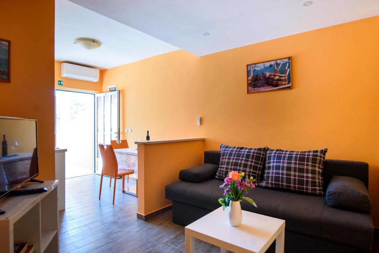 Stermasi Apartments ซาปลูนารา ภายนอก รูปภาพ