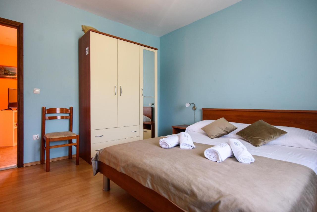 Stermasi Apartments ซาปลูนารา ภายนอก รูปภาพ